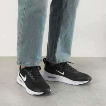 נעלי סניקרס AIR MAX NUAXIS - גברים