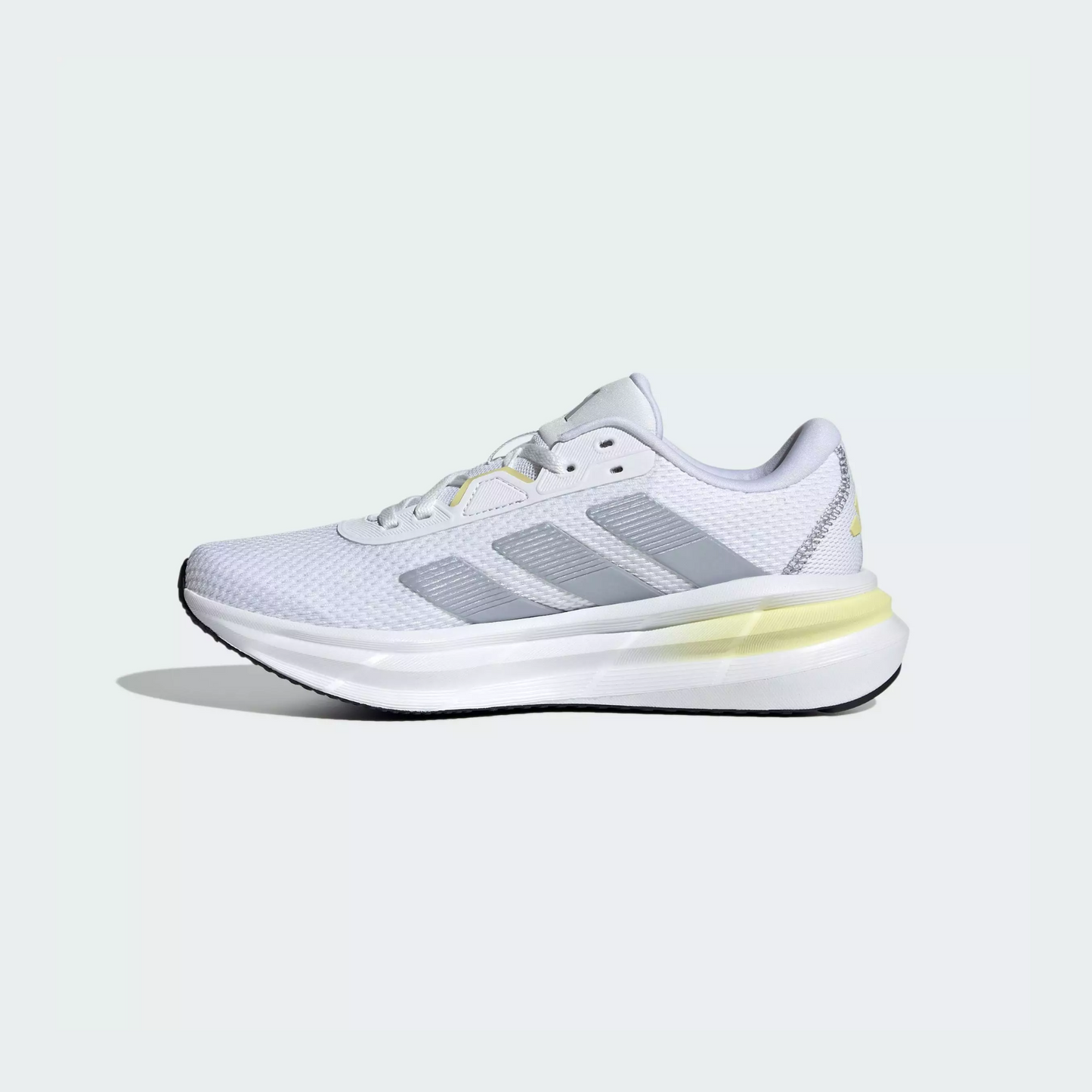 נעלי ספורט GALAXY 7 - נשים