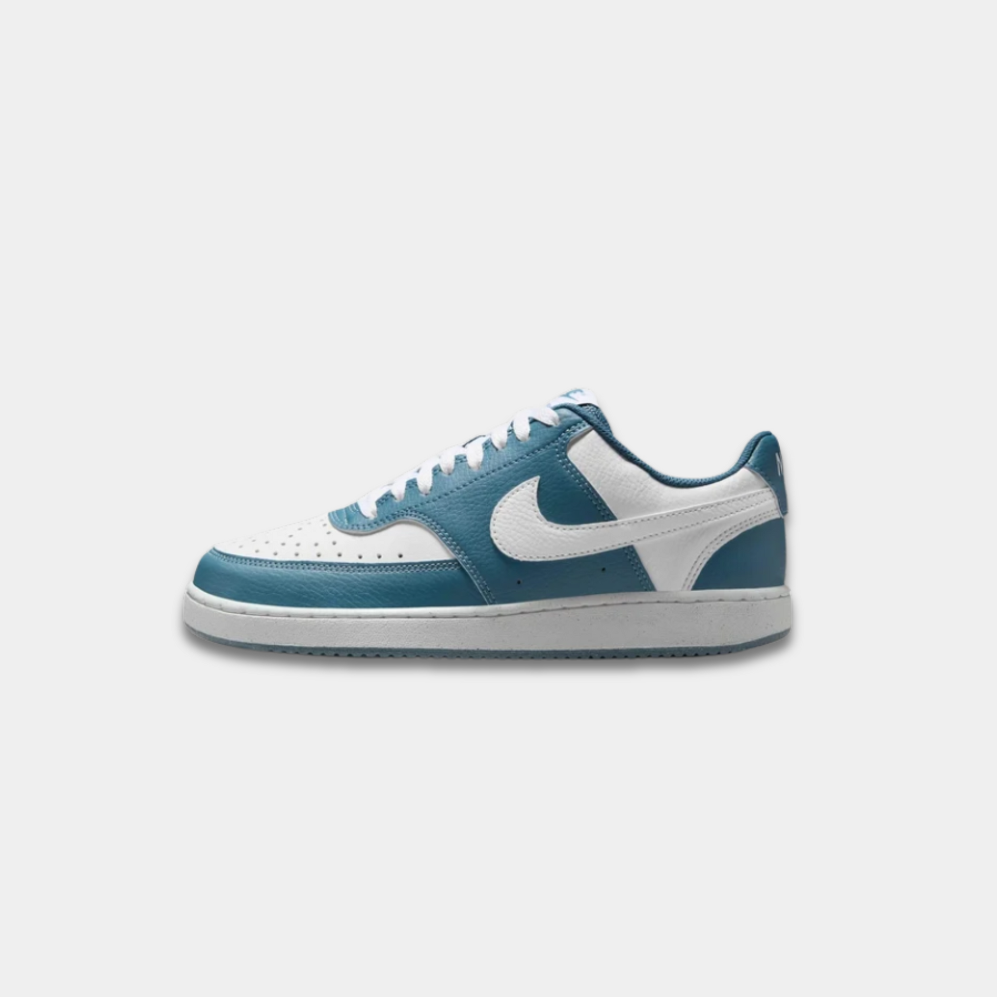 נעלי סניקרס Court Vision Low Next Nature - נשים