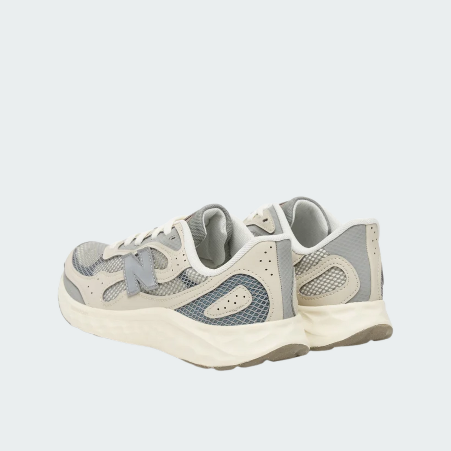 נעלי ספורט WARISTM4 - נשים