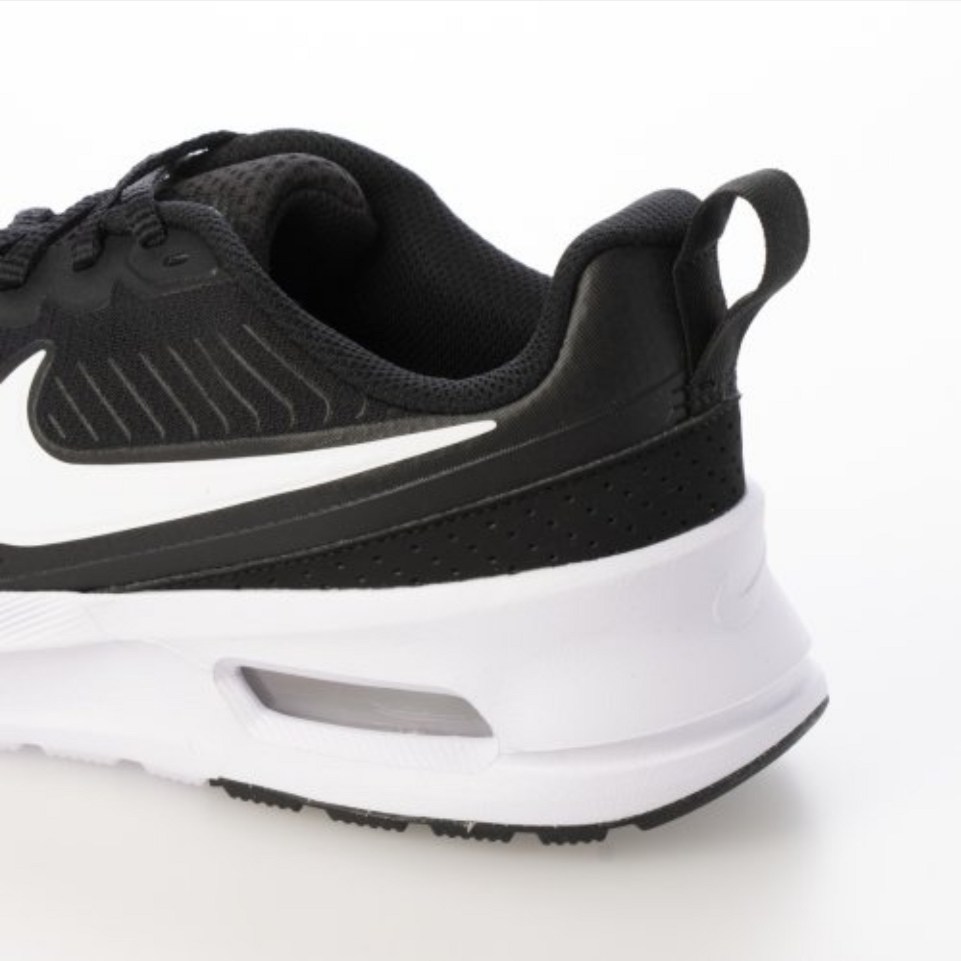 נעלי סניקרס AIR MAX NUAXIS - גברים