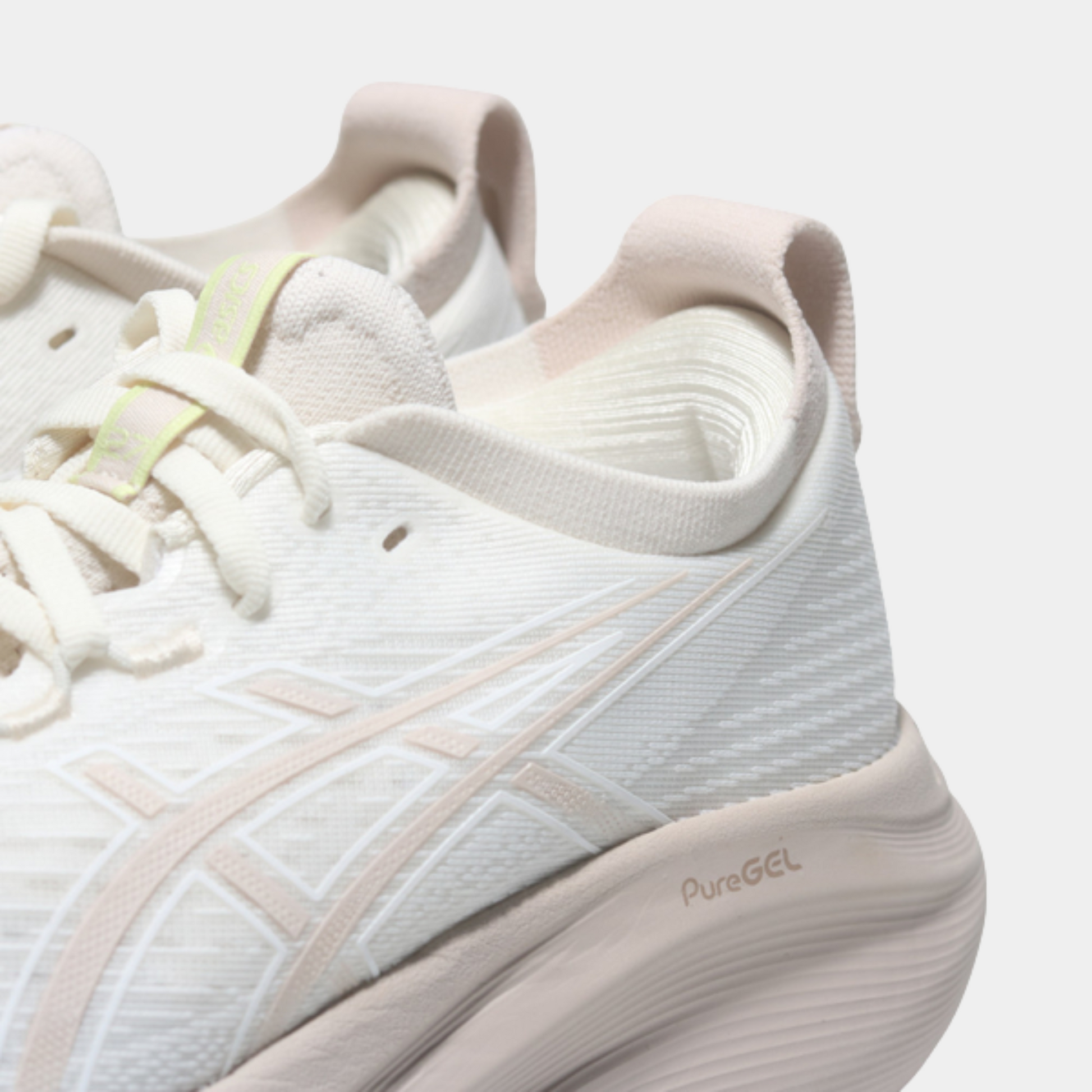 נעלי ריצה מקצועיות Gel Nimbus 27 - נשים