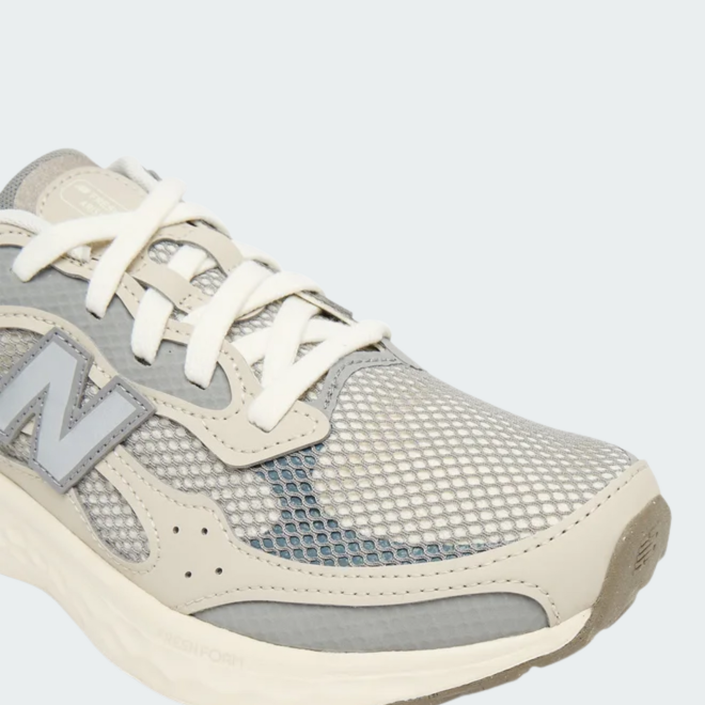 נעלי ספורט WARISTM4 - נשים