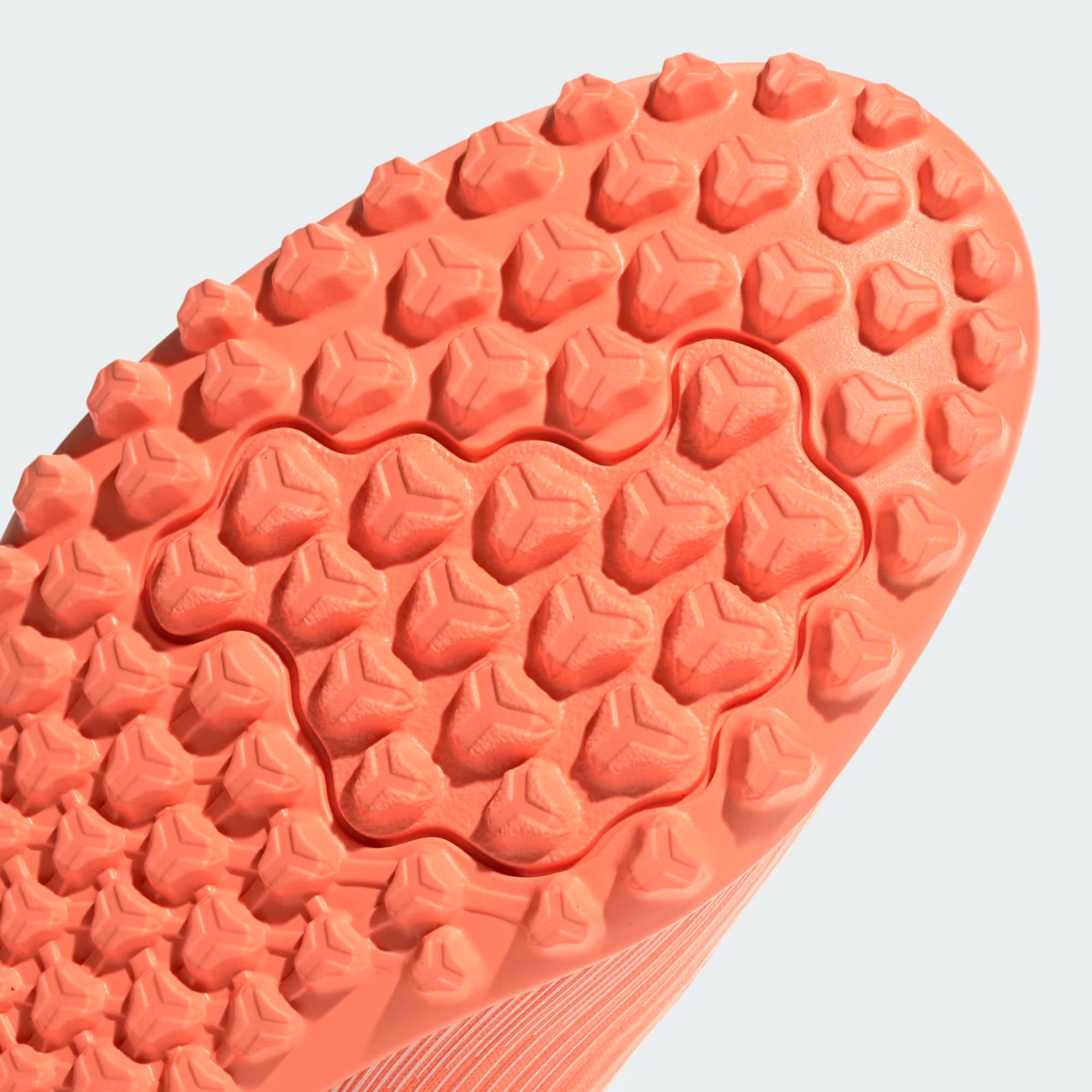 נעלי קטרגל לגברים adidas F50 Club Turf