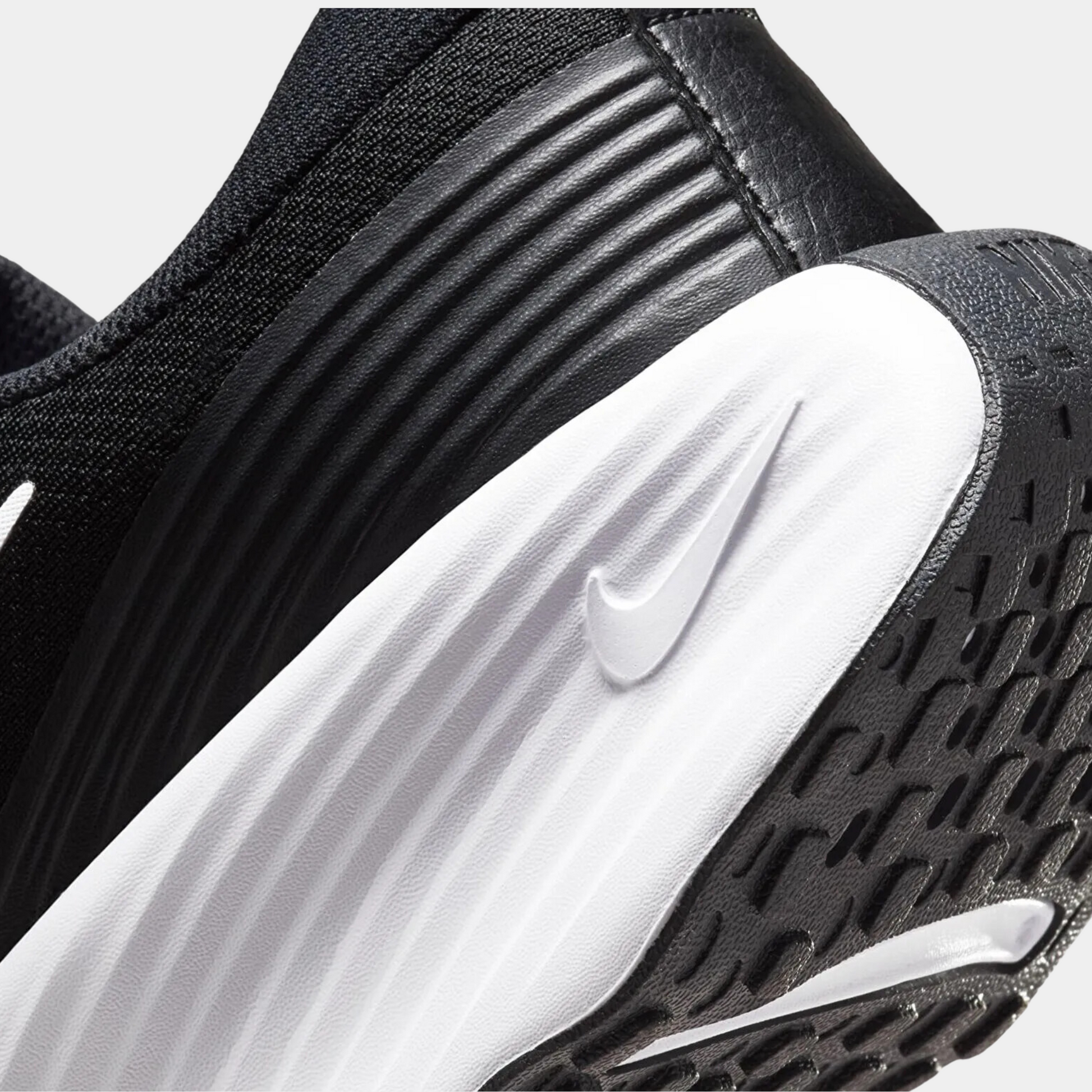 נעלי ספורט Promina - גברים