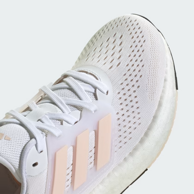 PUREBOOST 23 נעלי ריצה נשים