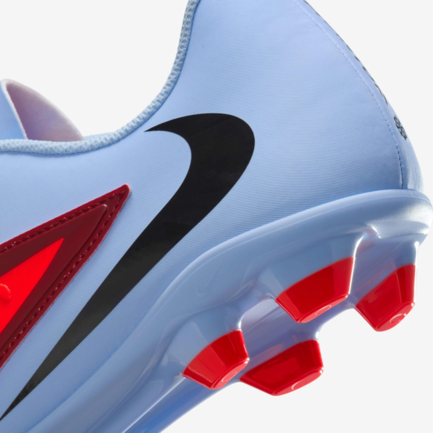נעלי כדורגל גברים Nike Phantom 6 Low Club