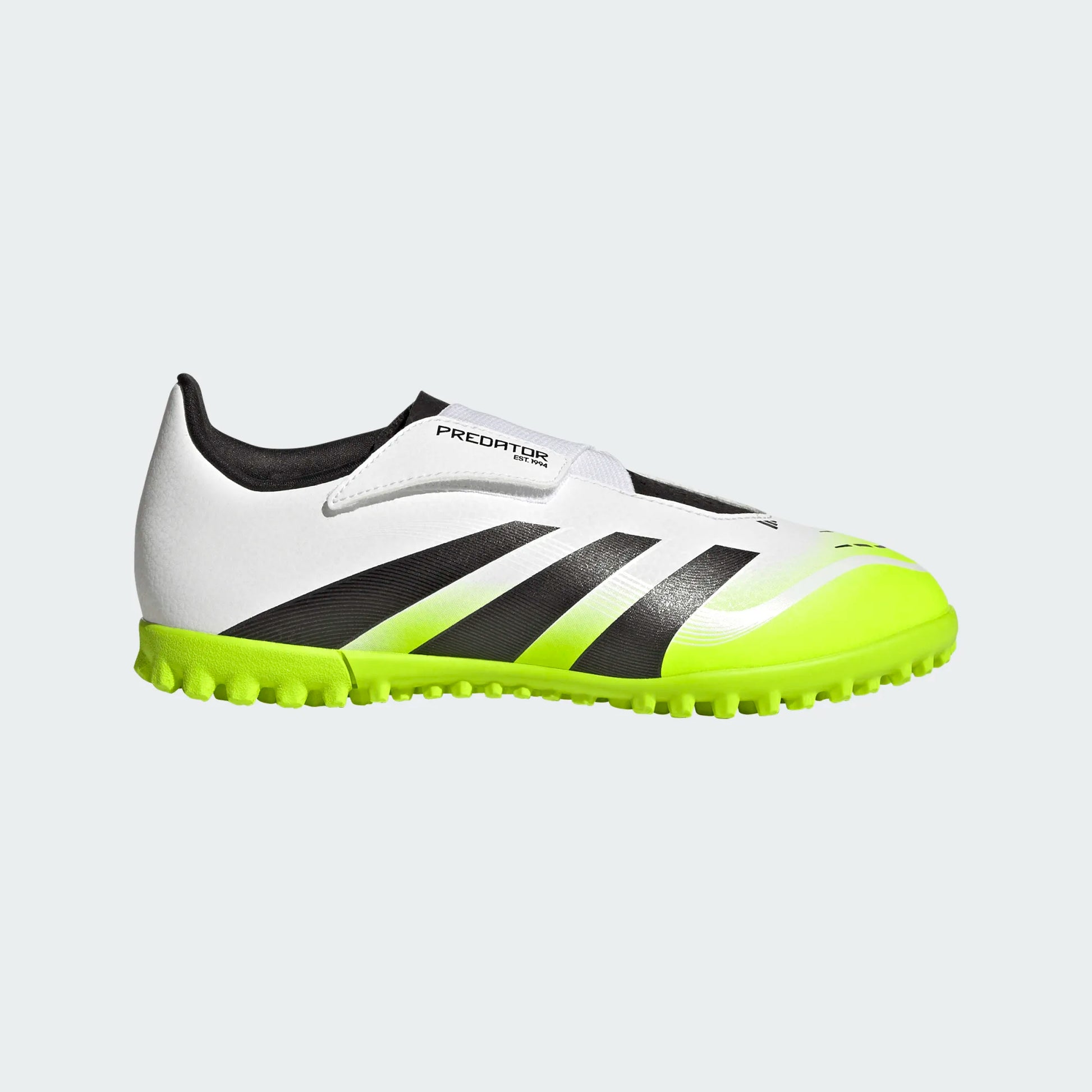נעלי קטרגל ילדים adidas Predator Club עם סקוץ'