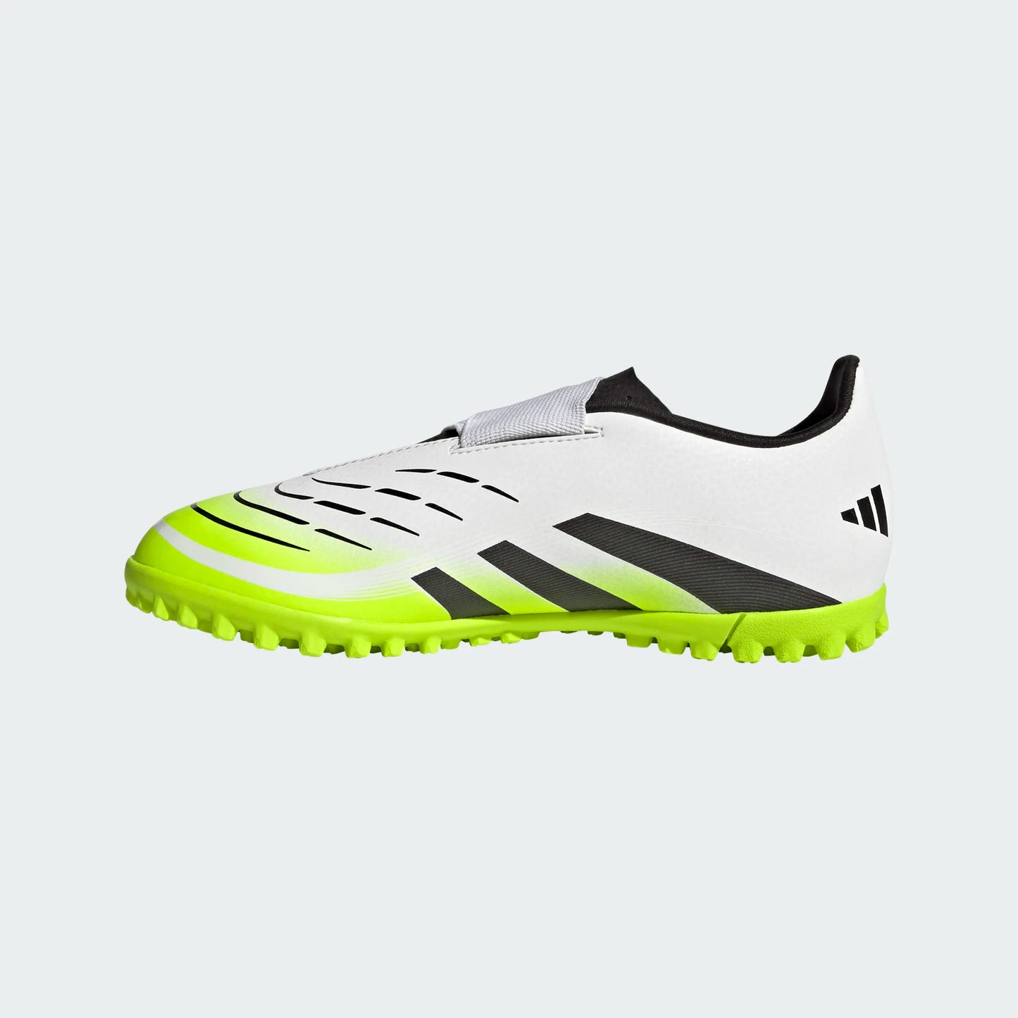 נעלי קטרגל ילדים adidas Predator Club עם סקוץ'