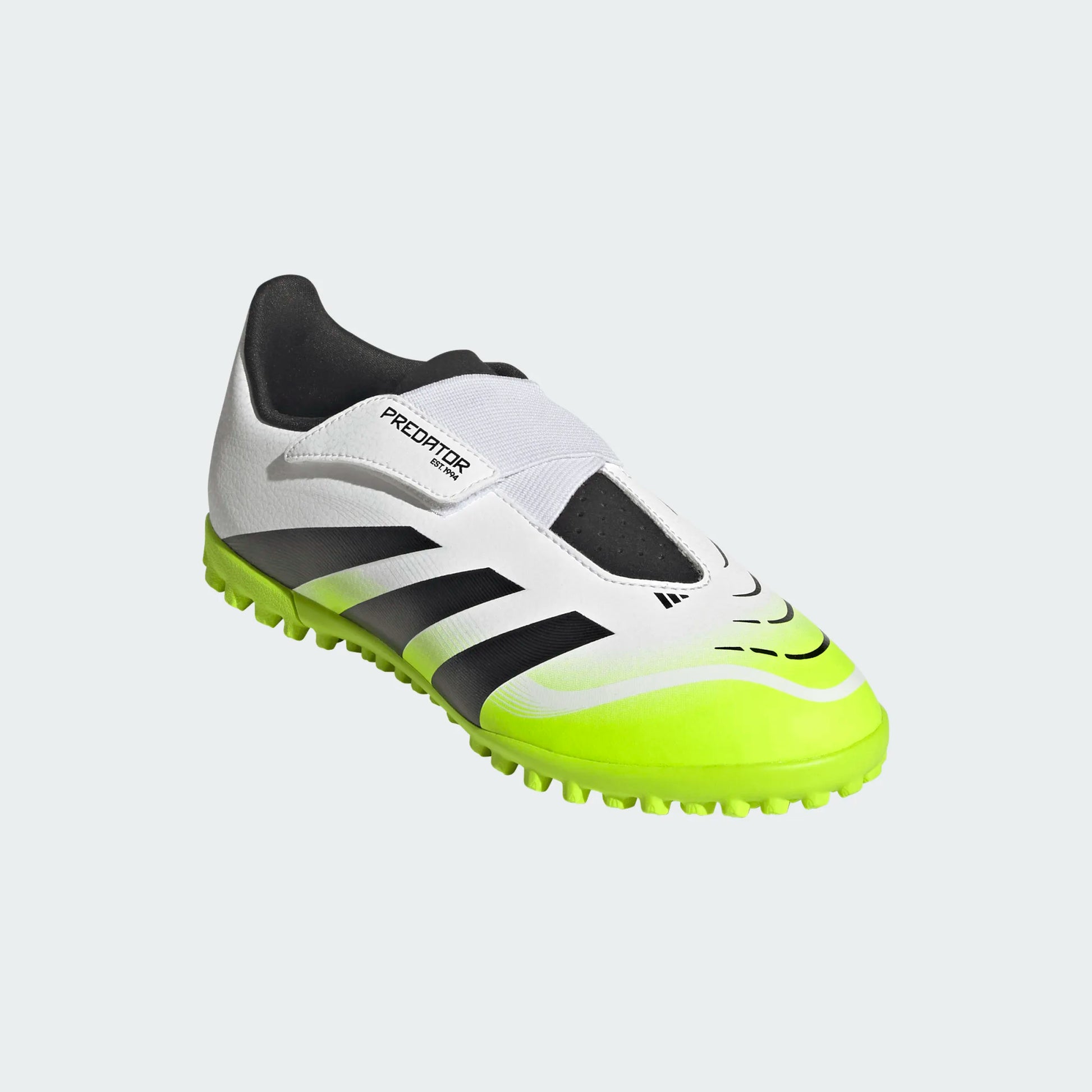 נעלי קטרגל ילדים adidas Predator Club עם סקוץ'