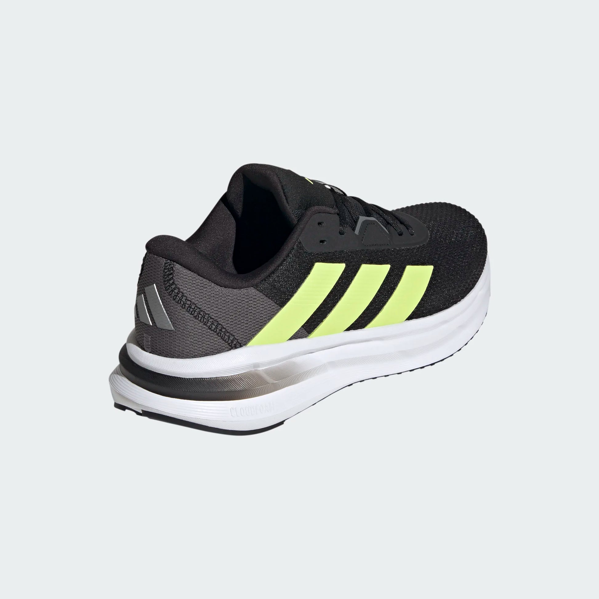 נעלי ריצה לגברים adidas Galaxy 7