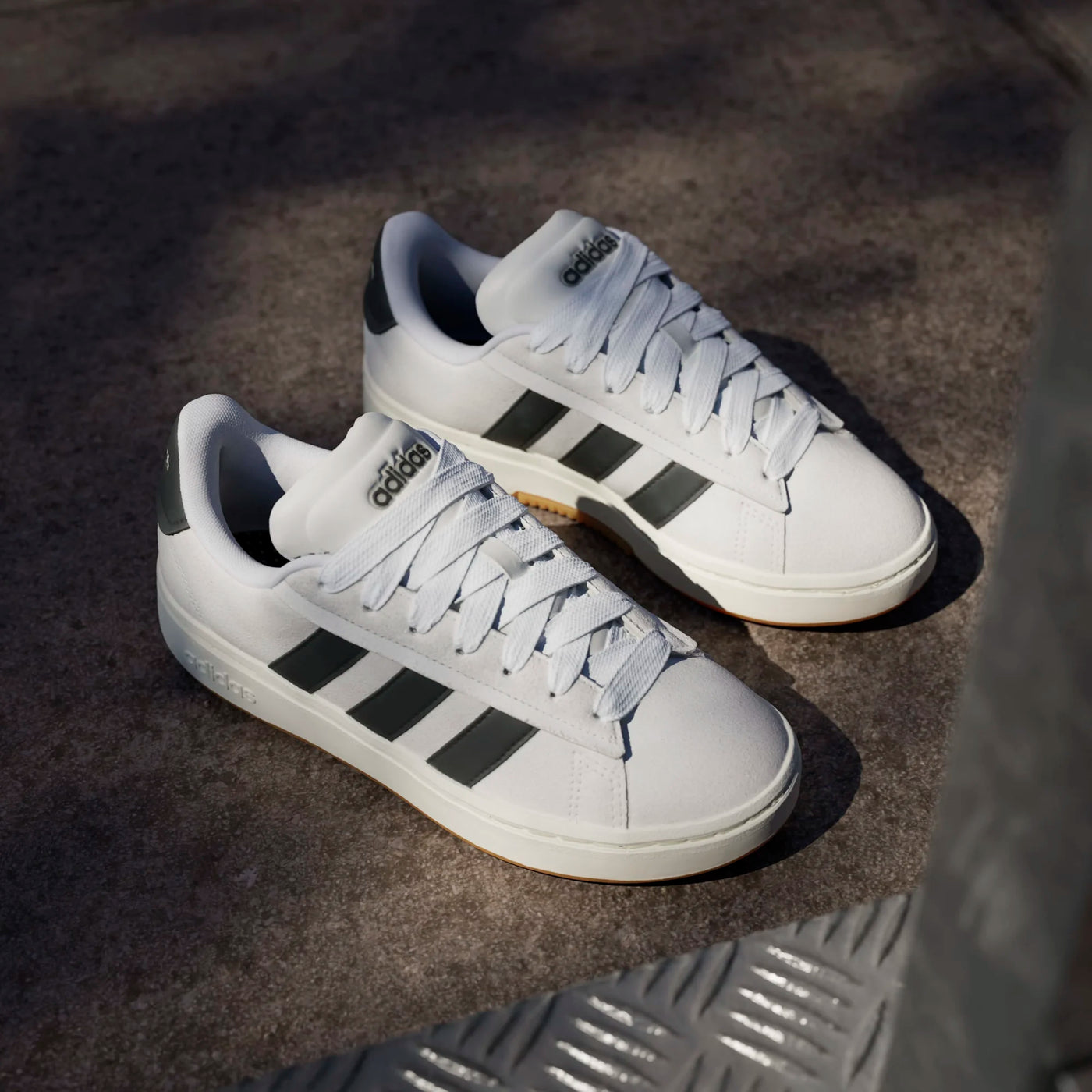 adidas Grand Court Alpha 00s סניקרס נשים