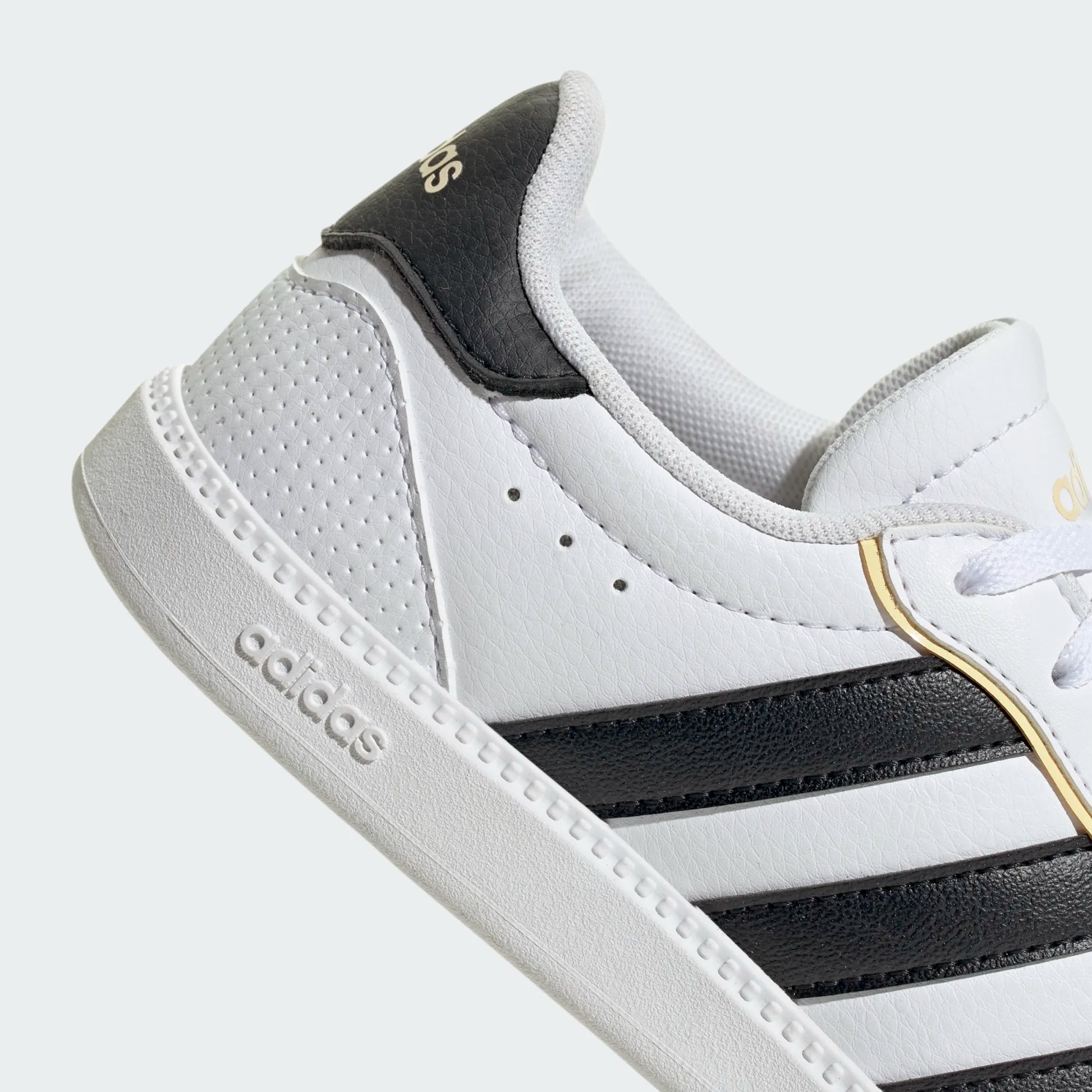 סניקרס נשים adidas Breaknet Sleek