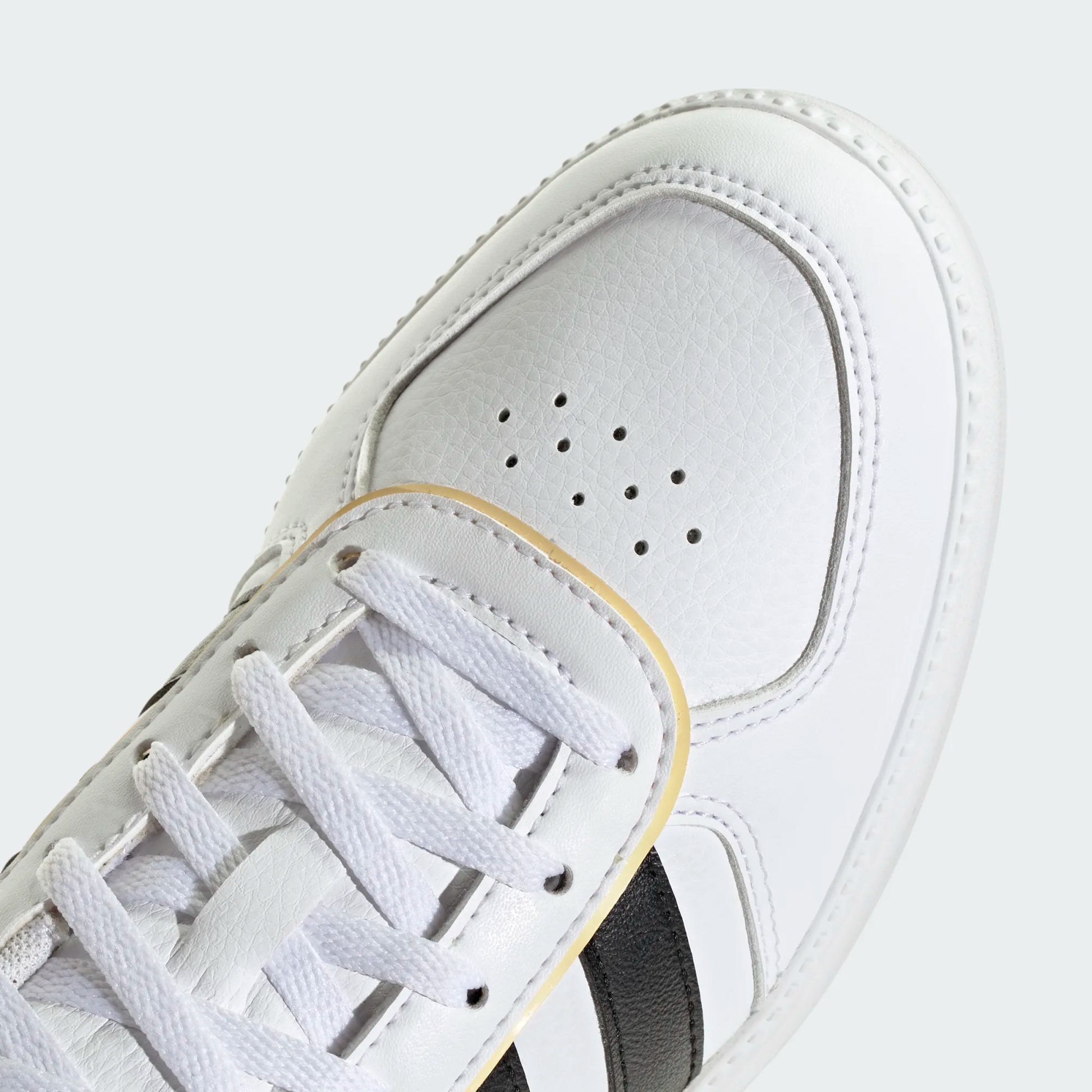 סניקרס נשים adidas Breaknet Sleek