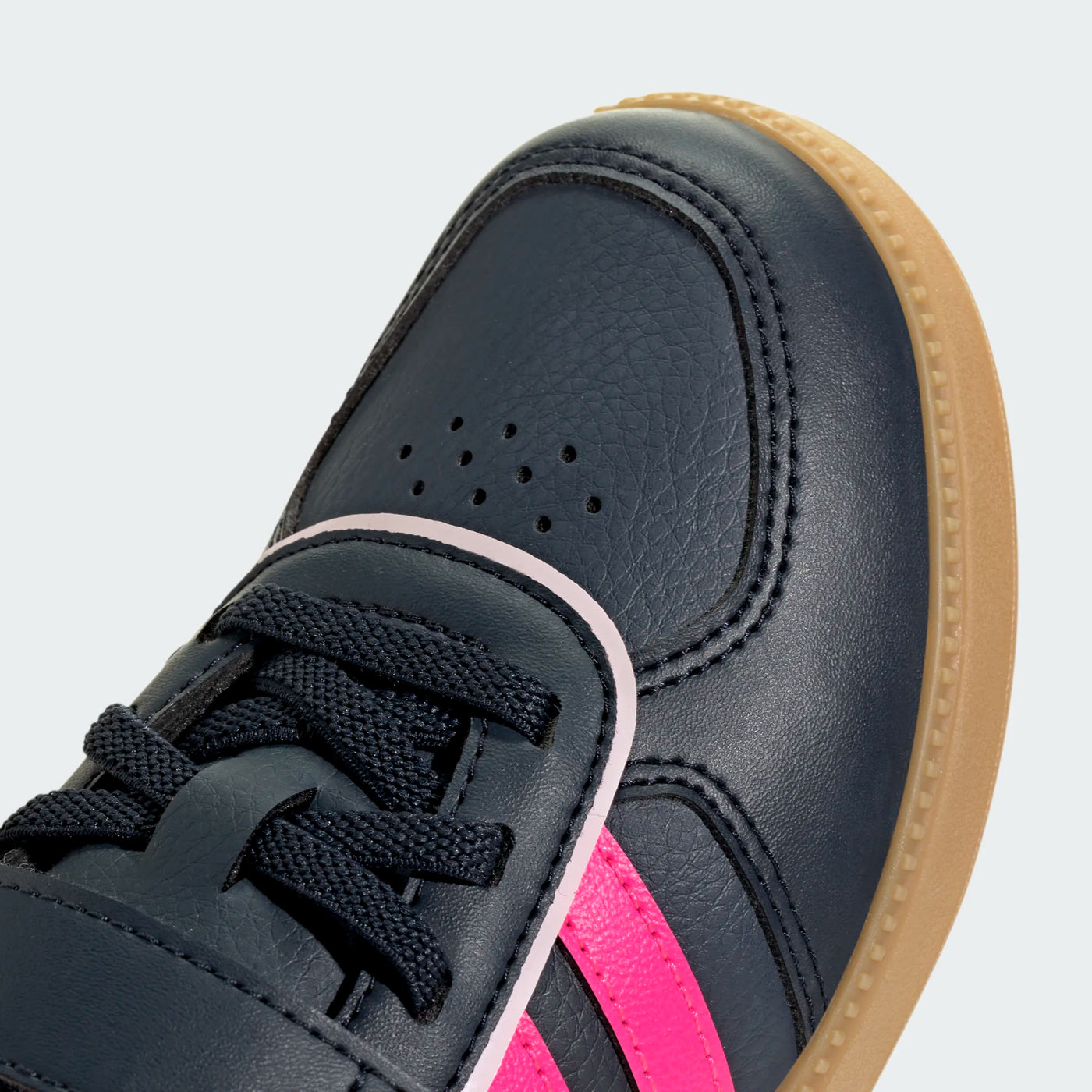 נעלי סניקרס לילדים adidas Breaknet Sleek