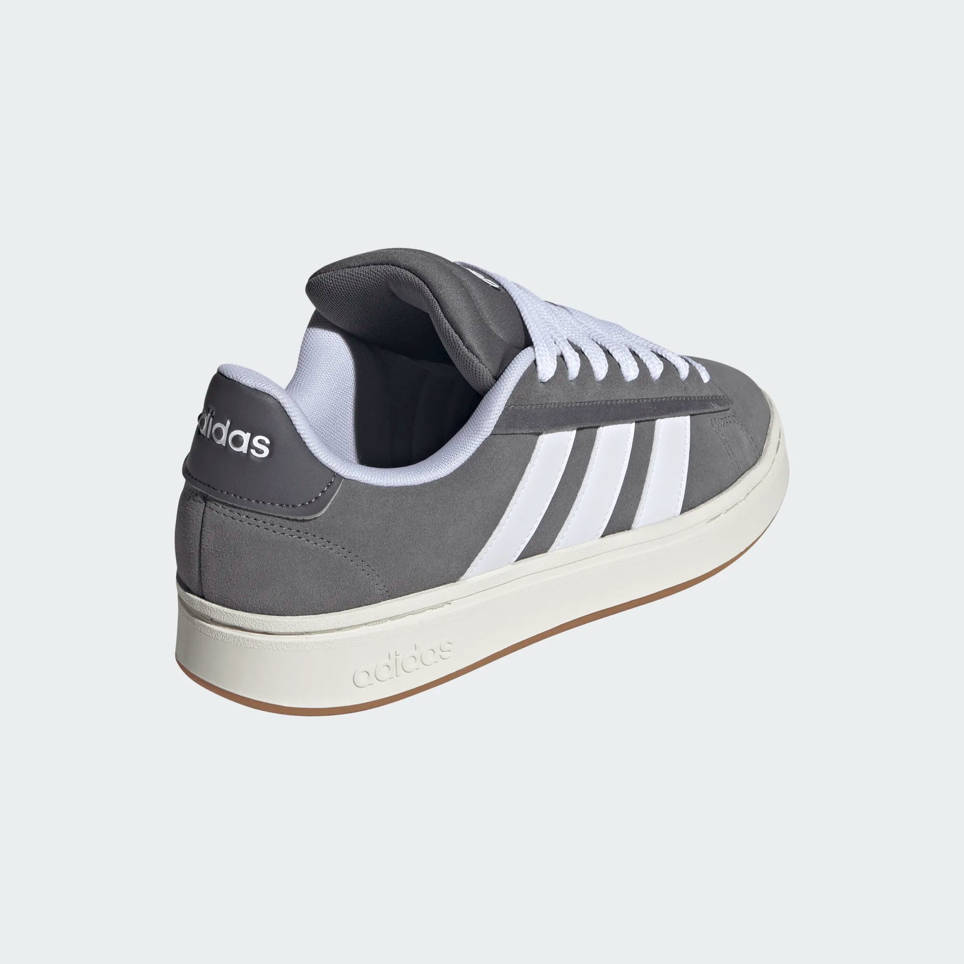 נעלי סניקרס גברים adidas Grand Court Alpha 00S