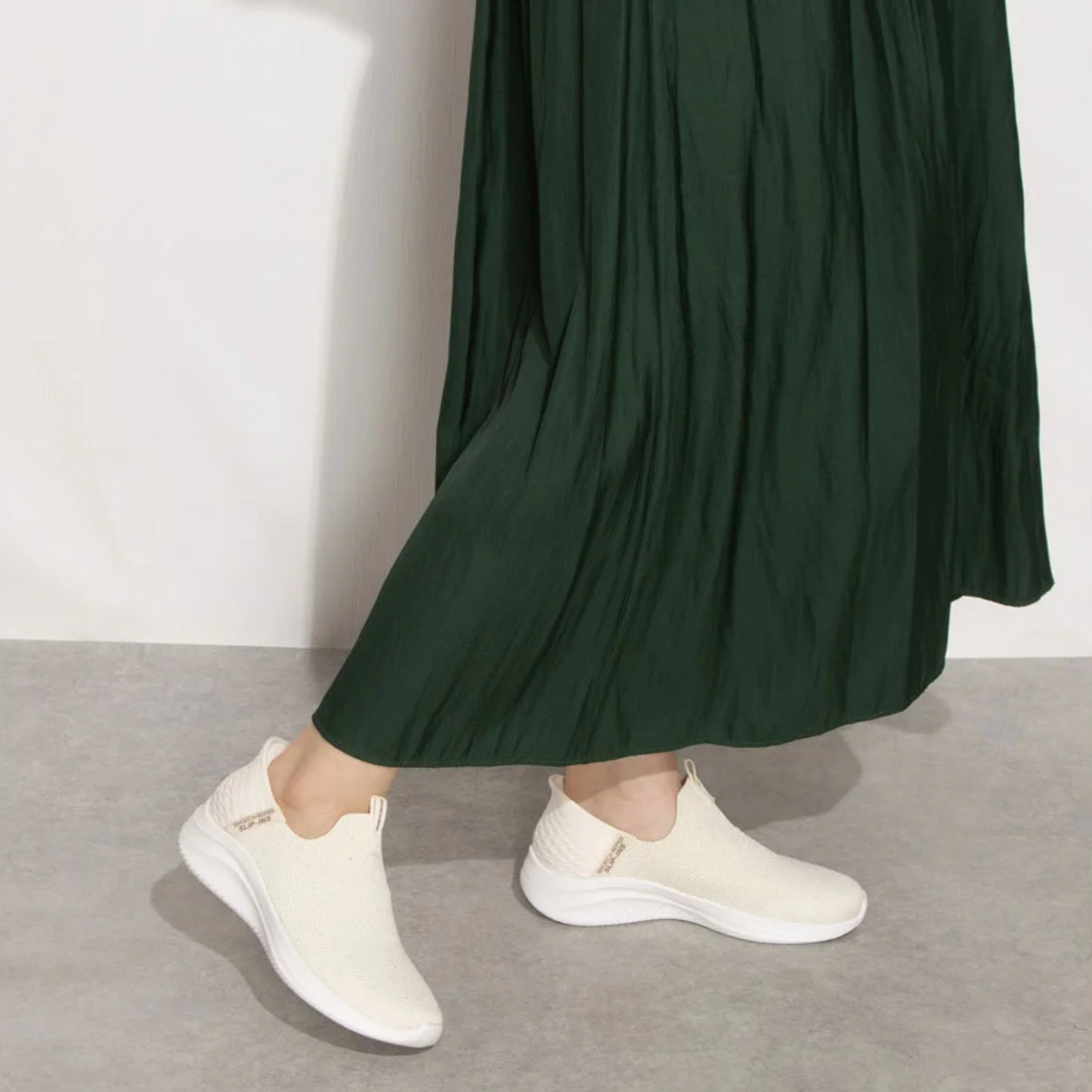 נעלי הליכה ULTRA FLEX 3.0 - נשים